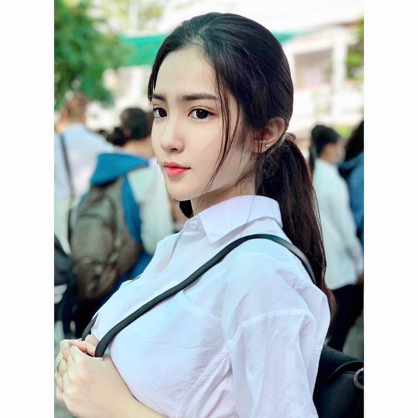 say-nang-em-gai-doan-nghi-xinh-nhu-mong (11)